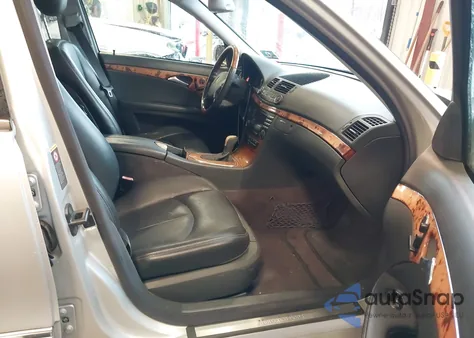 2003 Mercedes-Benz E 320 z USA, uszkodzony, nr VIN WDBUF65J53A262209